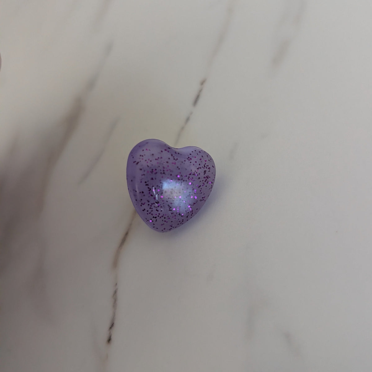 Pin - 3D small resin heart pin with silver butterfly clutch