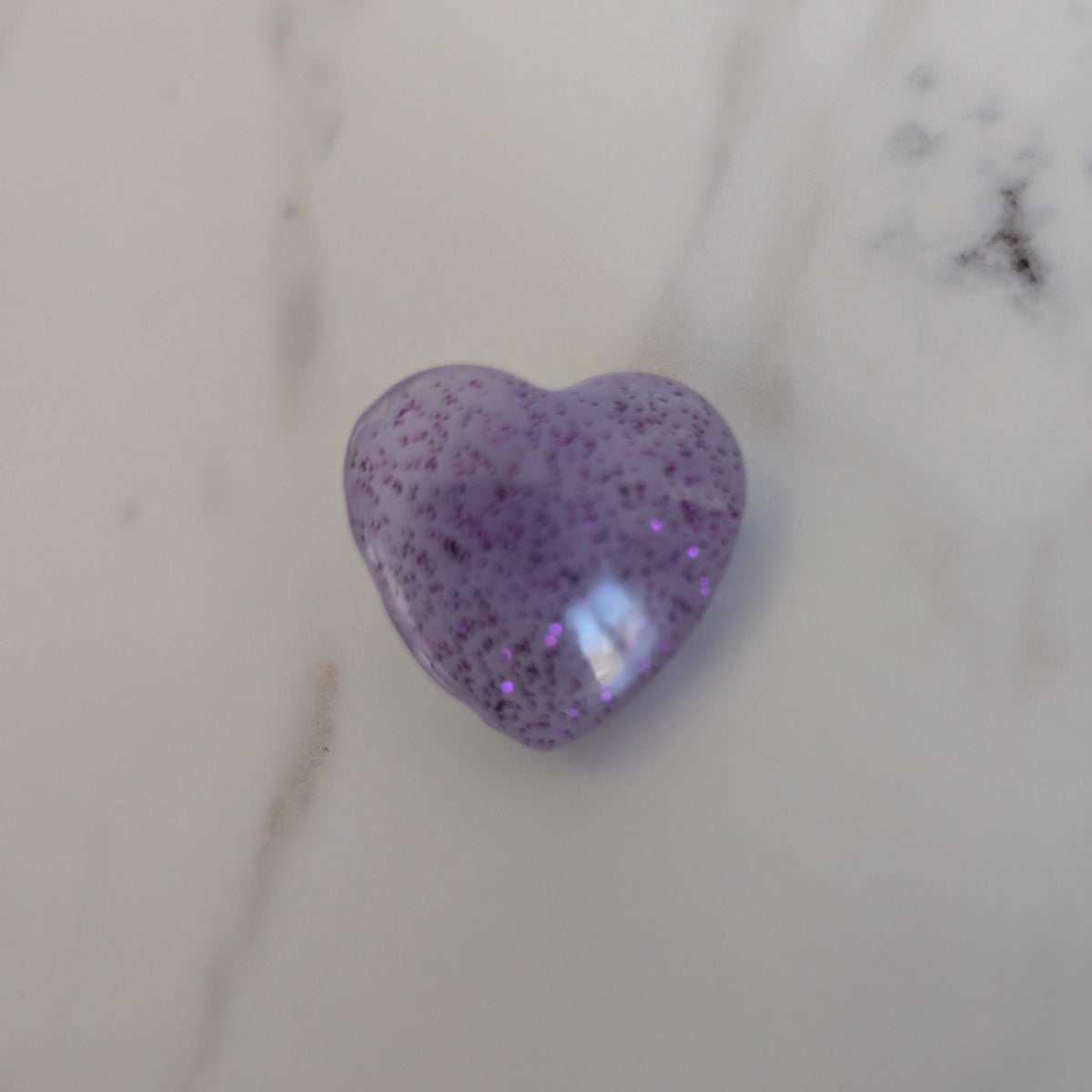 Pin - 3D medium resin heart pin with silver butterfly clutch