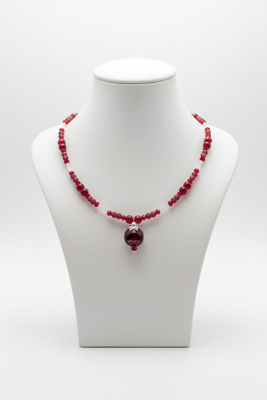 Vibrant Burgundy Glass Pendant Memory Wire Choker Necklace – Sparkling Red Crystal & Seed Bead Collar