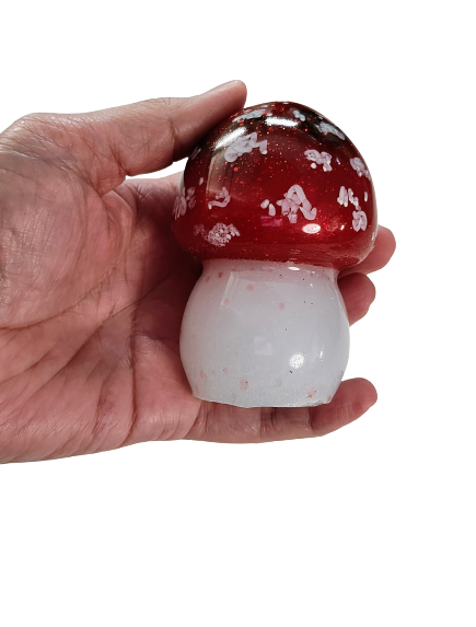 Knickknack - Resin mushroom B trinket