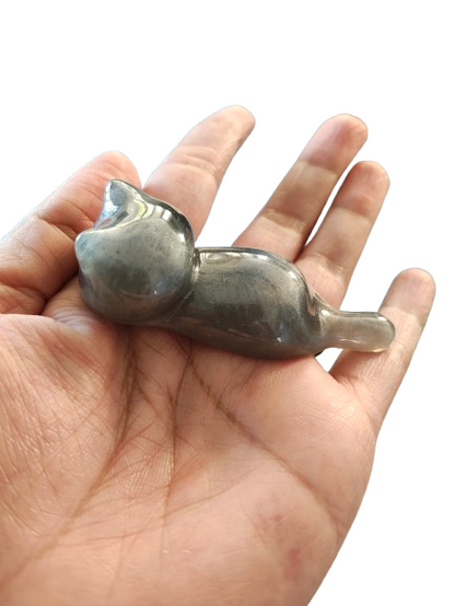 Knickknack - Resin small charcoal cat trinket