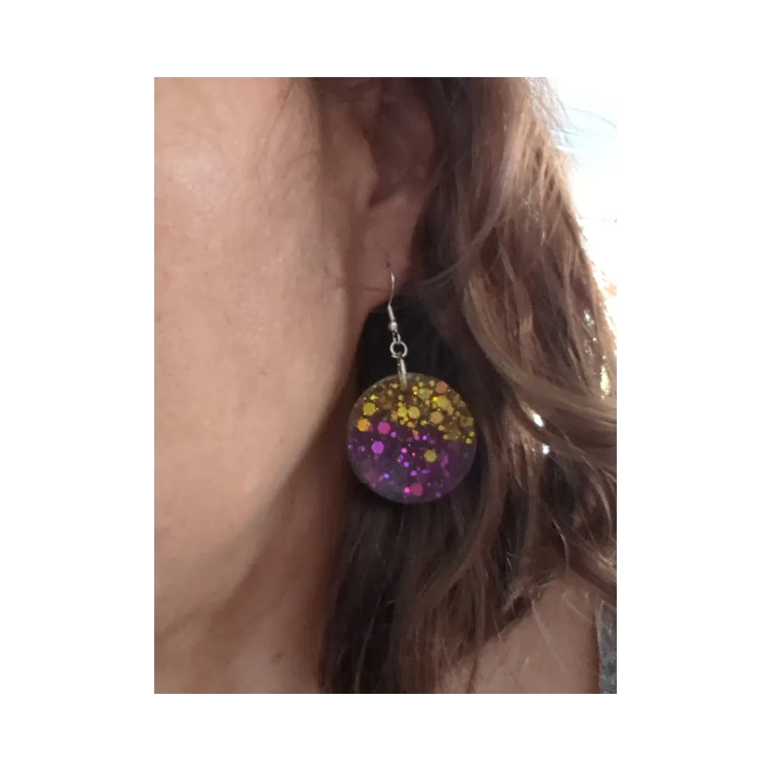 Earrings - Resin purple and gold circle on silver hook