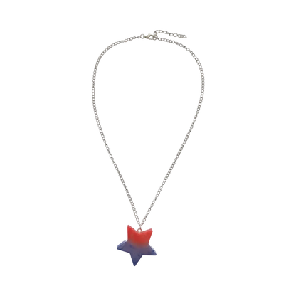 Necklace - 20 inches Resin star on stainless steel curb chain