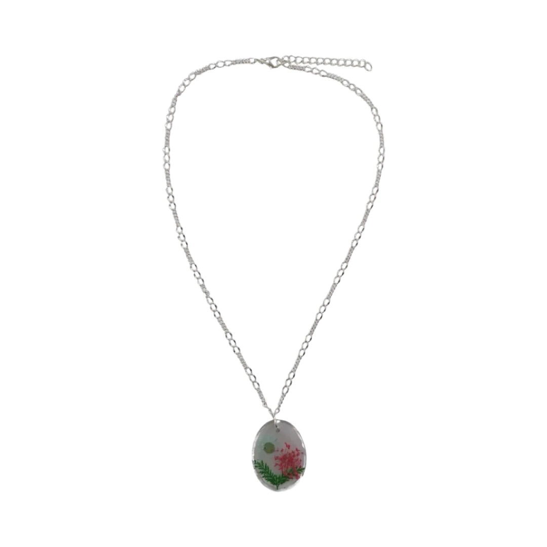 Necklace - 21 inches resin flower oval on silver figaro chain