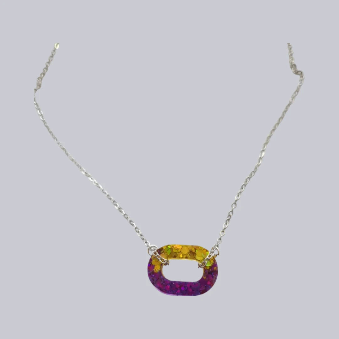 Necklace - 19 inches resin open oval on stainless steel chain